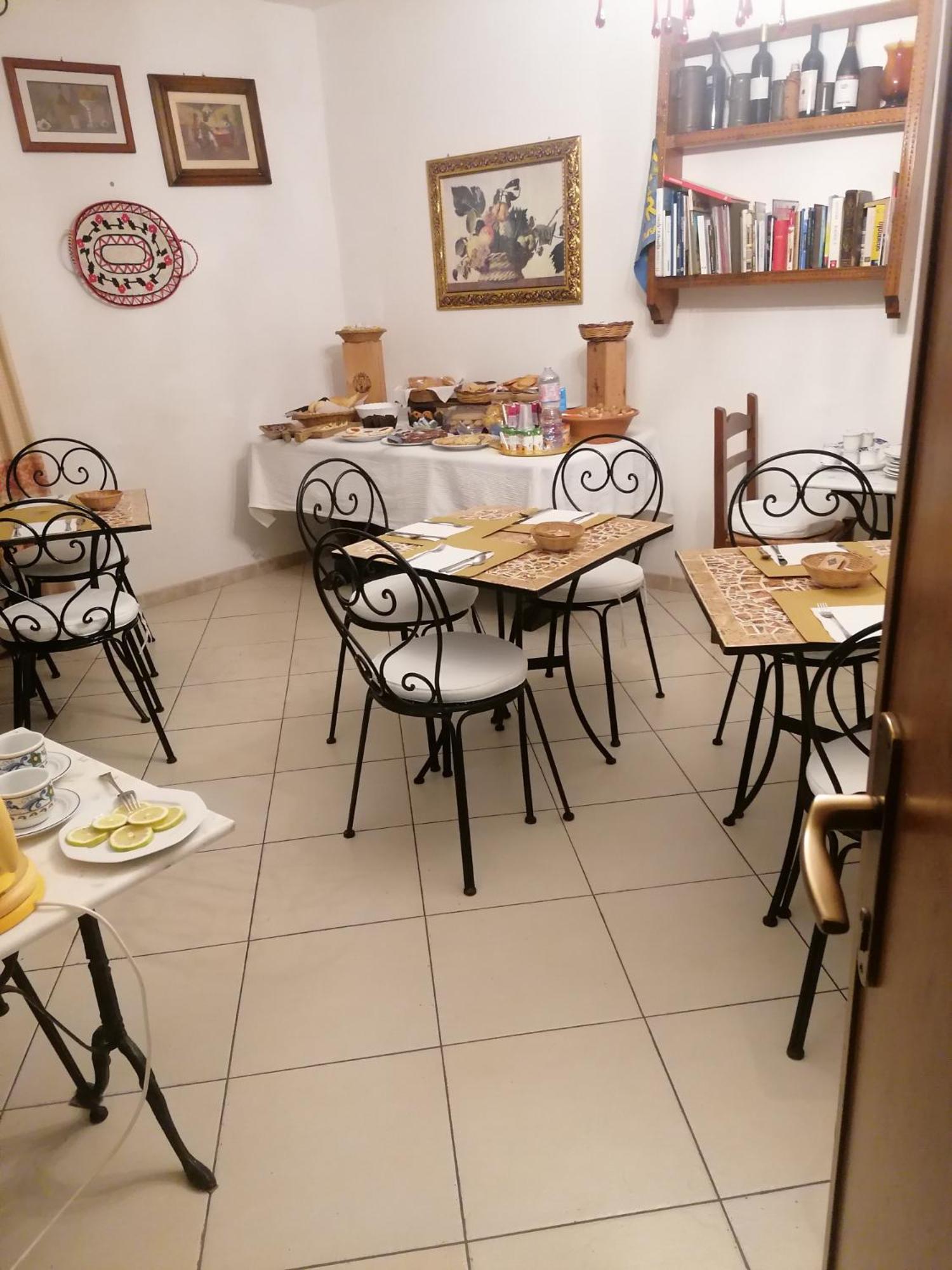 Affitta Camere Casa Delle Rose Villanova Monteleone Eksteriør bilde